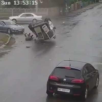 Seatbelts saves lives