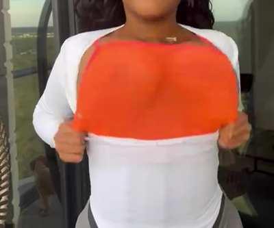 These tits are a load ;)