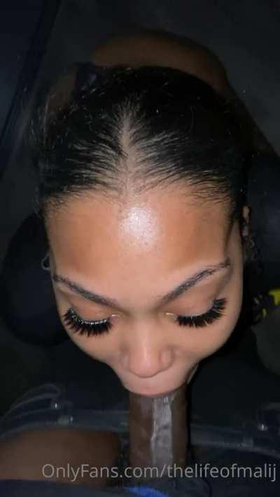 Gettin some head, gettin gettin some head. Link in comments