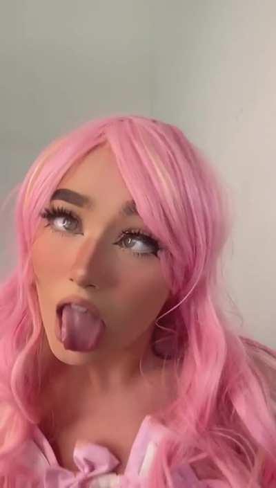 I’m craving something hard in my mouth!