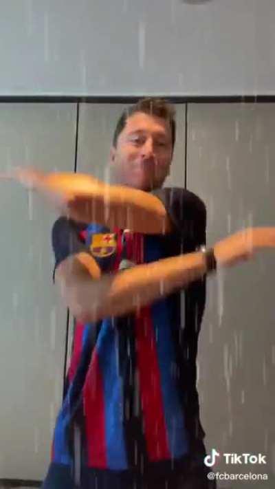 Barcelona's next lever: Lewandowski's TikTok