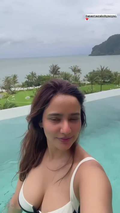 Neha Sharma 