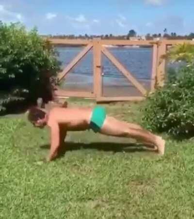 WCGW trying a new workout routine