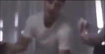 Настоящий подущечный бой