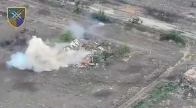 Soldiers of the Lasar’s Group special forces unit of the National Guard of Ukraine destroy Russian armour and infantry using their own tanks, artillery and drones in the southern direction. Published 21/10/2025.