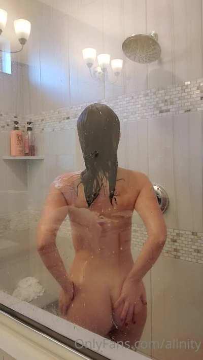 Cleanity 🍑🚿 (full vid⬇️)