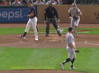 [Highlight] Carlos Rodon throws 100 MPH for pitch # 104 and gets HYPED.