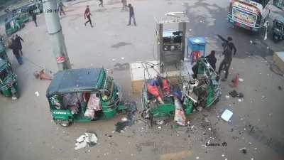 Rickshaw driver killed in gas cylinder explosion. Bangladesh, 19 February 2024 (Infos)