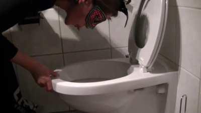 Most Impressive Vomit I've ever seen. Look at those huge, whole peaces she pukes out!