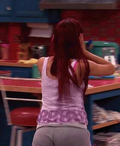 Ariana Grande's tight 19 year old ass