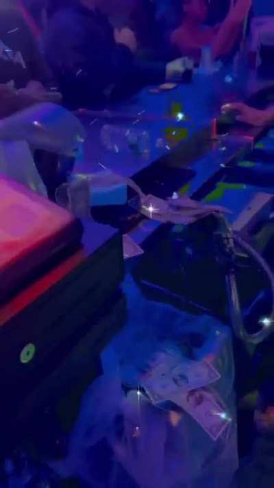 make it rain on tha hoe