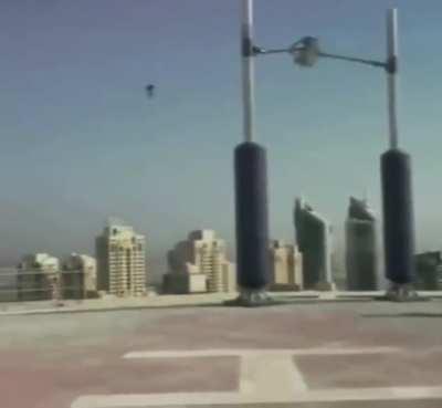 zeke throws bertolt over the walls(circa 850,colorized)