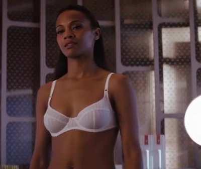 Zoe Saldana in Star Trek (2009)