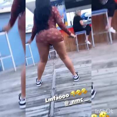 Twerkalator Nat