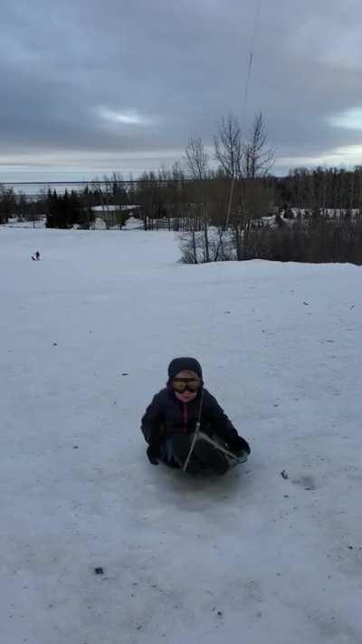 Вот и всё. Любишь кататься, люби и катайся. Саночки возить не надо