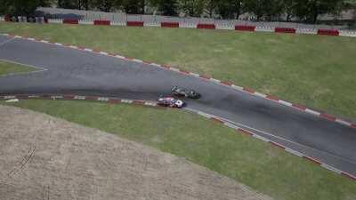Super tight overtake after over 10 laps chase @Nürburgring!