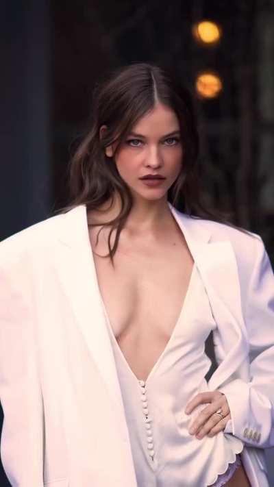 Barbara for Stella McCartney Fashion Show via Samet Gorgoz | IG March 2025