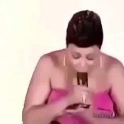 Like this??.... ✊🏽🥓