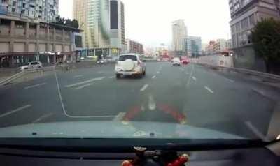 This driver really needs to learn how to drive