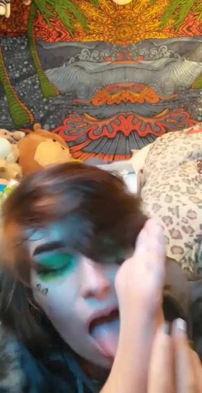 Making myself wet sucking on my toes <3