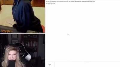 2 fake e-girl omeglede karşılaşıyor