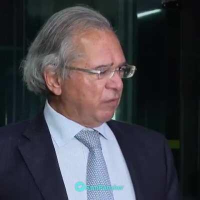 “Os conselheiros do presidente que estão aconselhando a pular cerca e furar teto, vão levar o presidente para uma zona de incerteza, uma zona sombria, uma zona de impeachment, de irresponsabilidade fiscal” - Paulo Guedes em entrevista agora a pouco.
