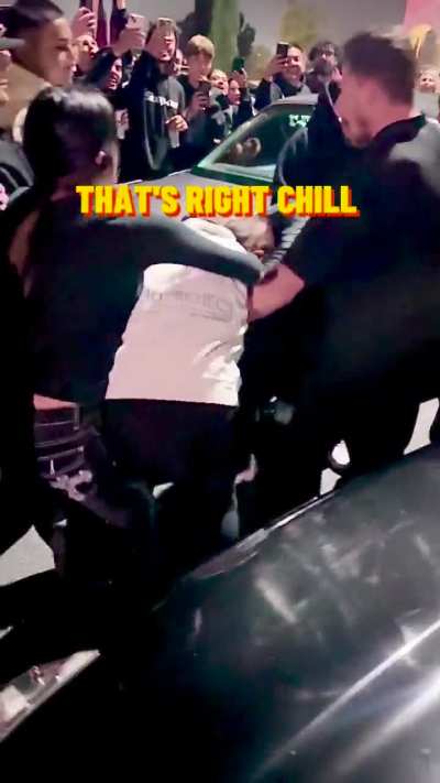 Fight breaks out between girls at a car meet in Simi Valley, CA.