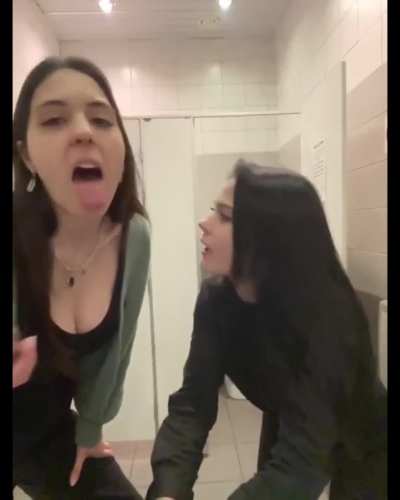 Its Wild How Much Fun they are Having