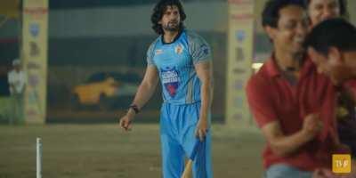 Anyone watched this web series - Sixer ... Found the most irritating commentary and umpiring ever