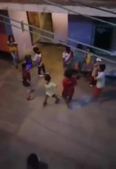 Los niños son nuestro futuro 😳😔🤑🤙