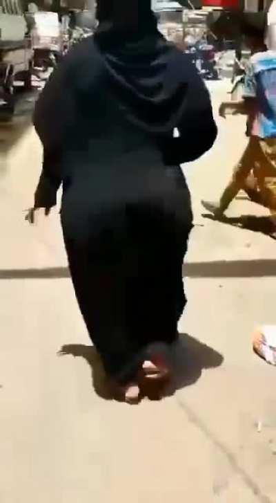 Namazi gaand rate her ass out of 10