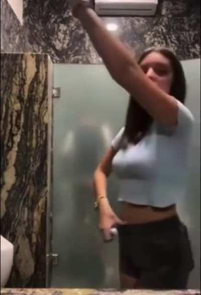 Hey guys i made a tik tok