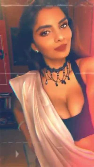 Effortlessly seductive