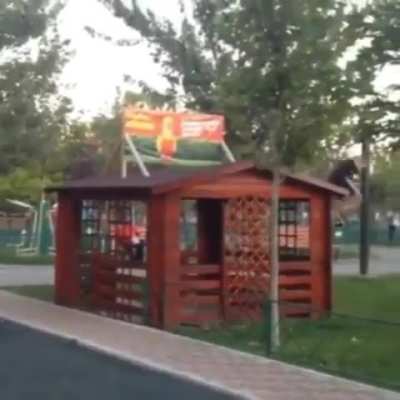 What was the name of that alien that Will Smith chased down in men in black? Pretty sure this is one of them.