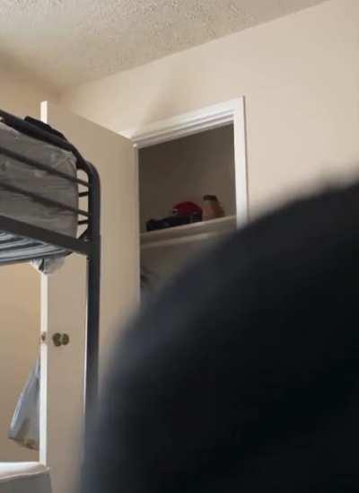 My lil brother stole my momma credit card and bought a girl onlyfans (he’s 13)he didn’t know that she could she recent purchases