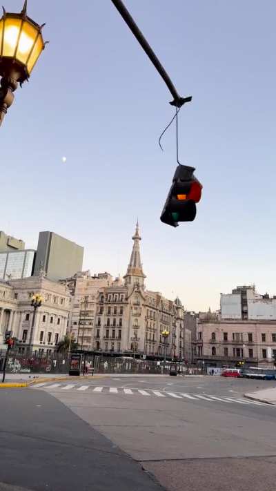 Another coronacion de caos