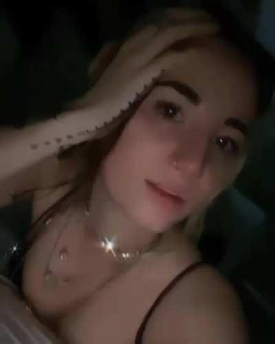 „GIF“ aus Instagram Story vom 29.12.2020 1/2