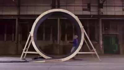 Damien Walters is the first person to run a loop