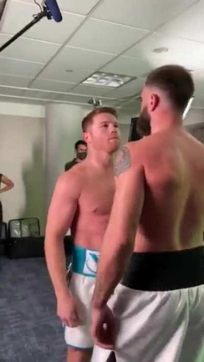 First face to face between Canelo and Plant