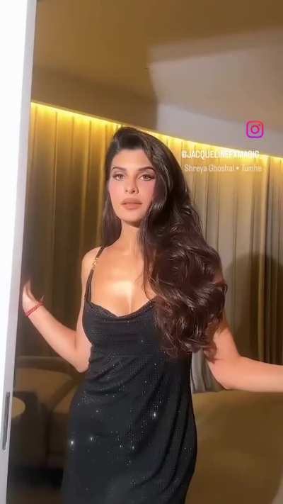 Tempting Jackie 😜