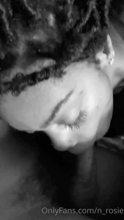 Heard people here love dark girl blowing BBC ? 😙 Get her Mega Folder In Commenz 👇