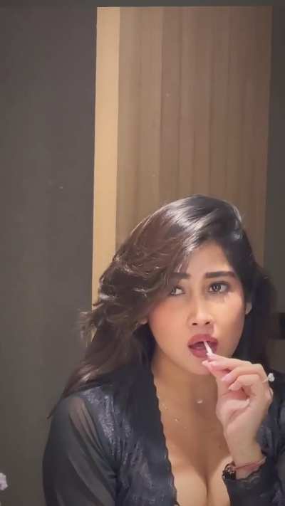 Sofia Ansari trying to seduce her watchman