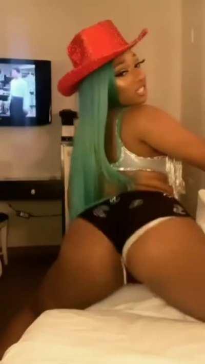 Doing what she do best