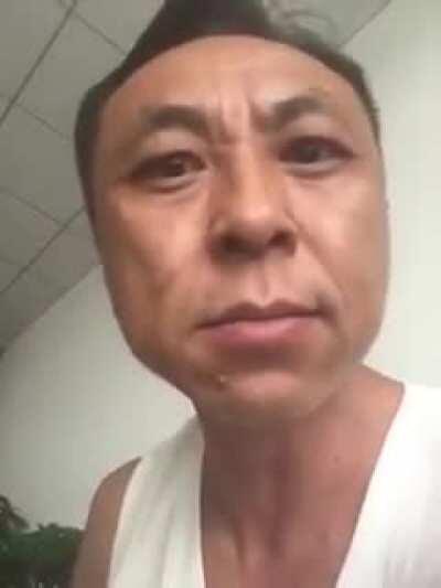 [Chinese(?)>English] I got this sent to me on discord, What the hell is he saying?