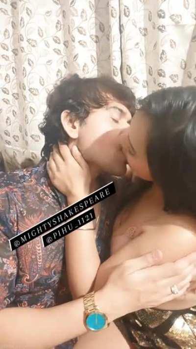 Happy Valentine's day Pihu n' Shakespeare