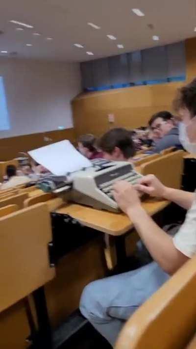 Teacher forbid bring laptops in class