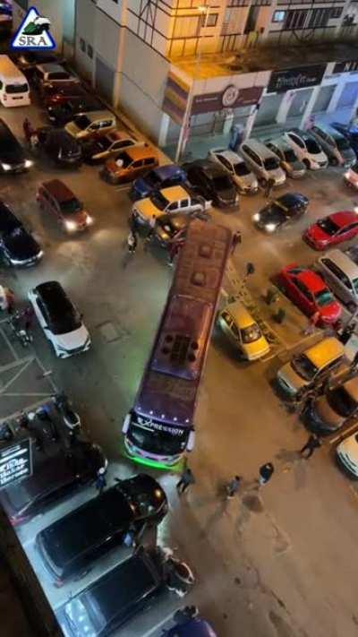 Bitch, I'm coming thru!