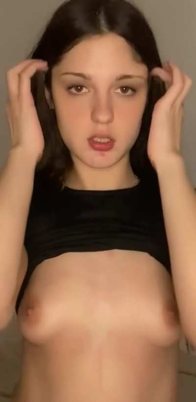 Kiss while fucking or nahh