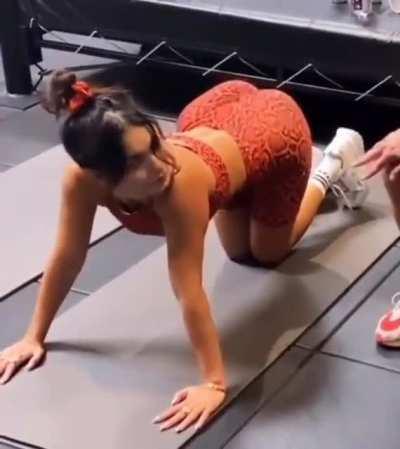 working that ass