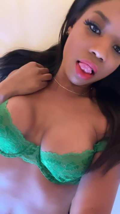 Eat me out and make my eyes roll back